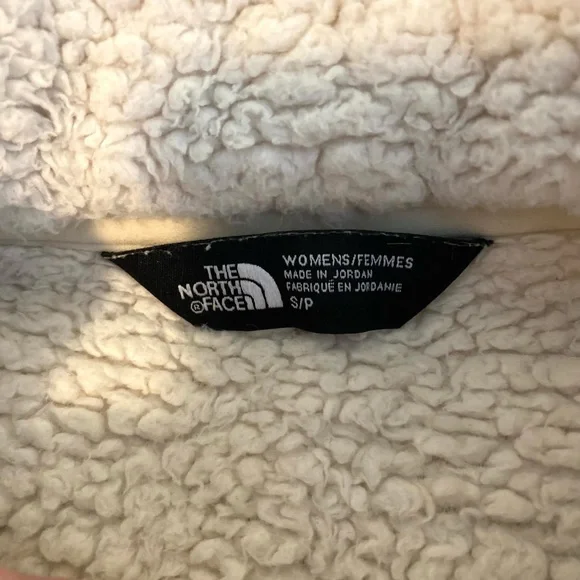 Cream North Face Sherpa Jacket Size Small! - Picture 4 of 9